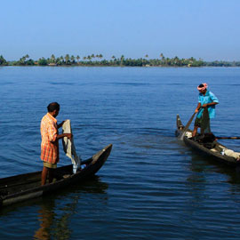 The great Ashtamudi Lake: A picturesque beauty in Kerala