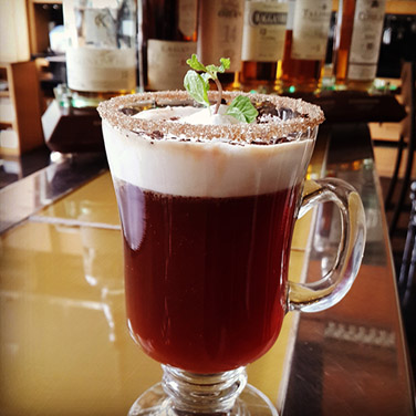 six degrees restaurants Leela mumbai