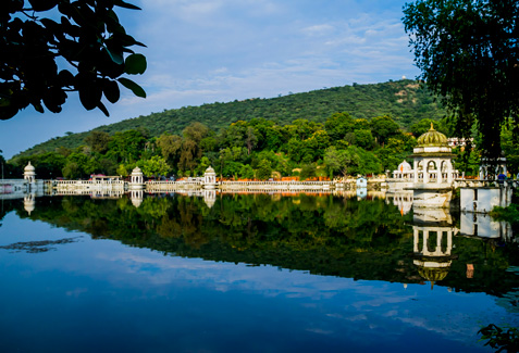 Doodh-Talai-Lake-in-Udaipur