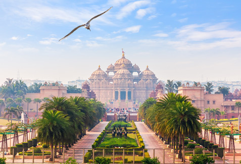 Explore Akshardham Temple in New Delhi