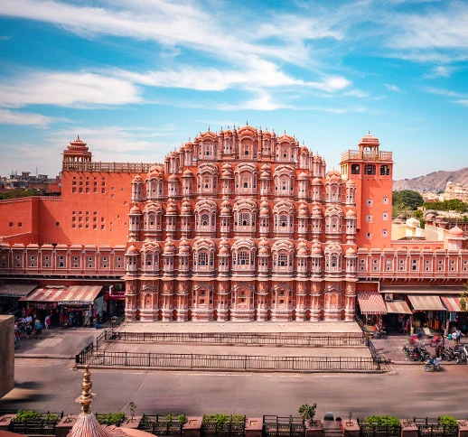 Exploring the Pink City – heritage walks and city trails