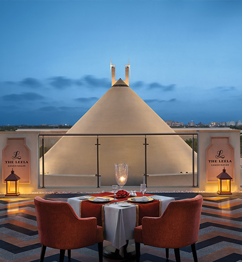 /Gourmet%20Gujarat%20%26%20Chef%27s%20Table
