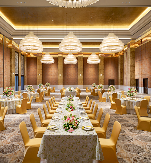 /%20Distinctive%20Venues%20