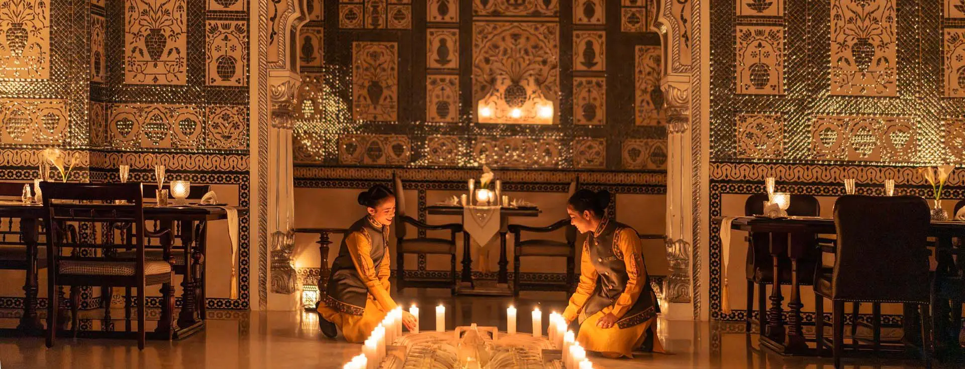 Building community in luxury: The social capital of exclusive clubs 