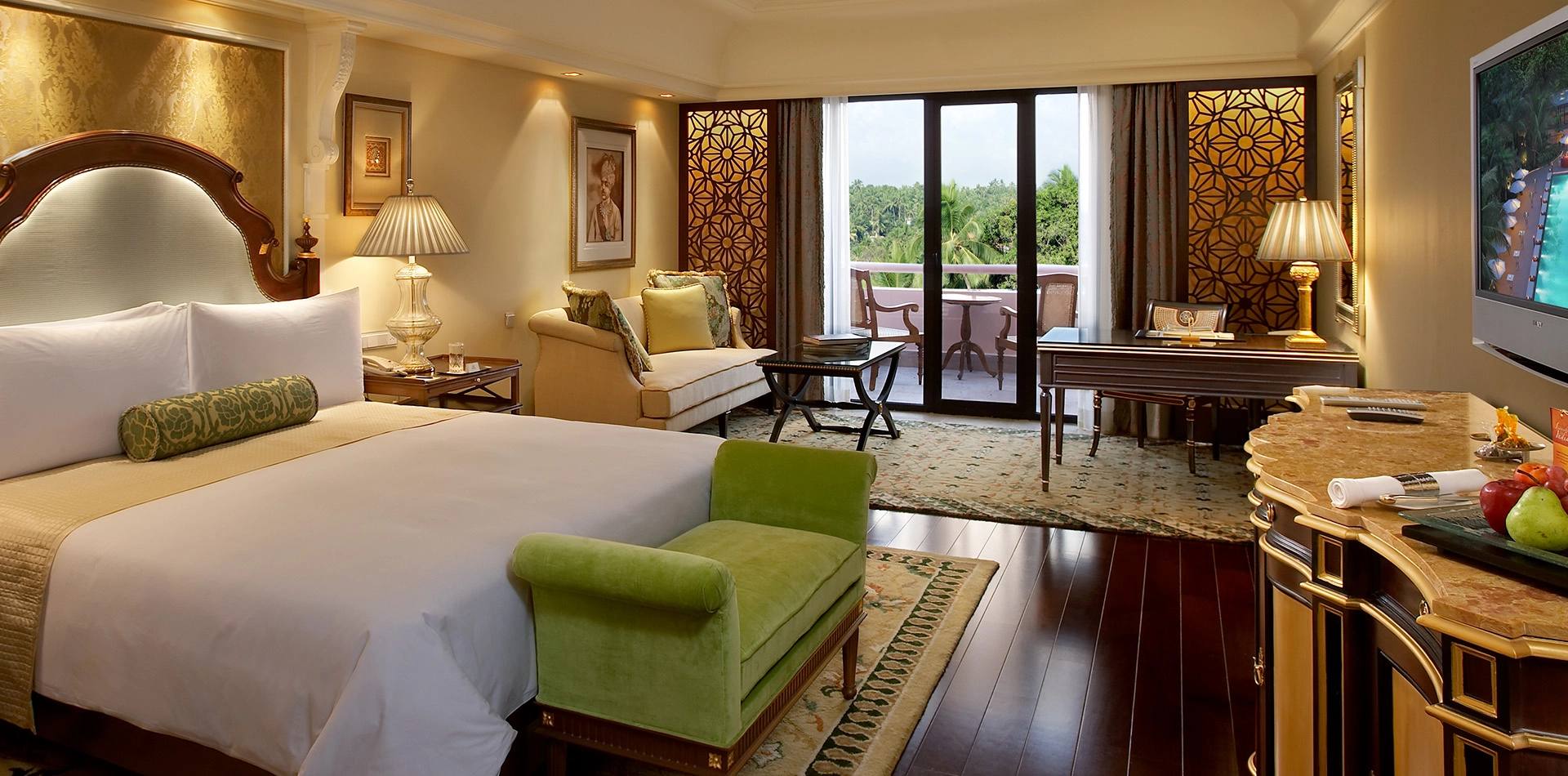Royal Premiere Room