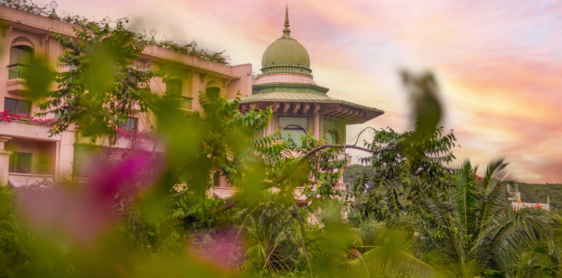 India unfolded in opulence
