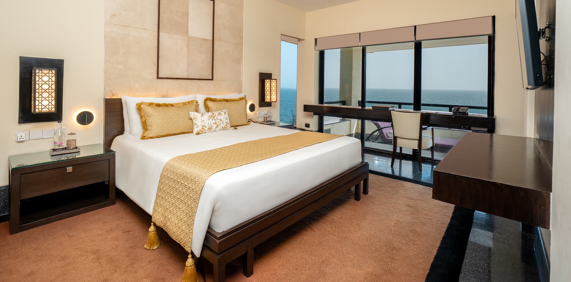 Royal Club Suite