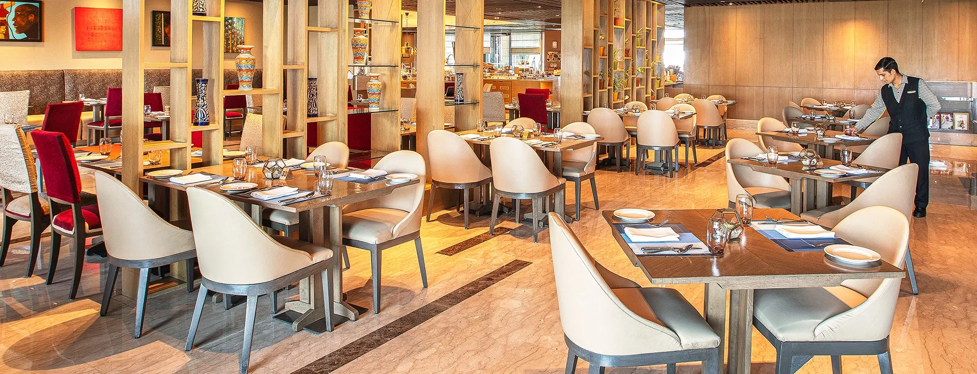 Cafe Knosh - All Day Dining at Leela Ambience Convention Hotel Delhi