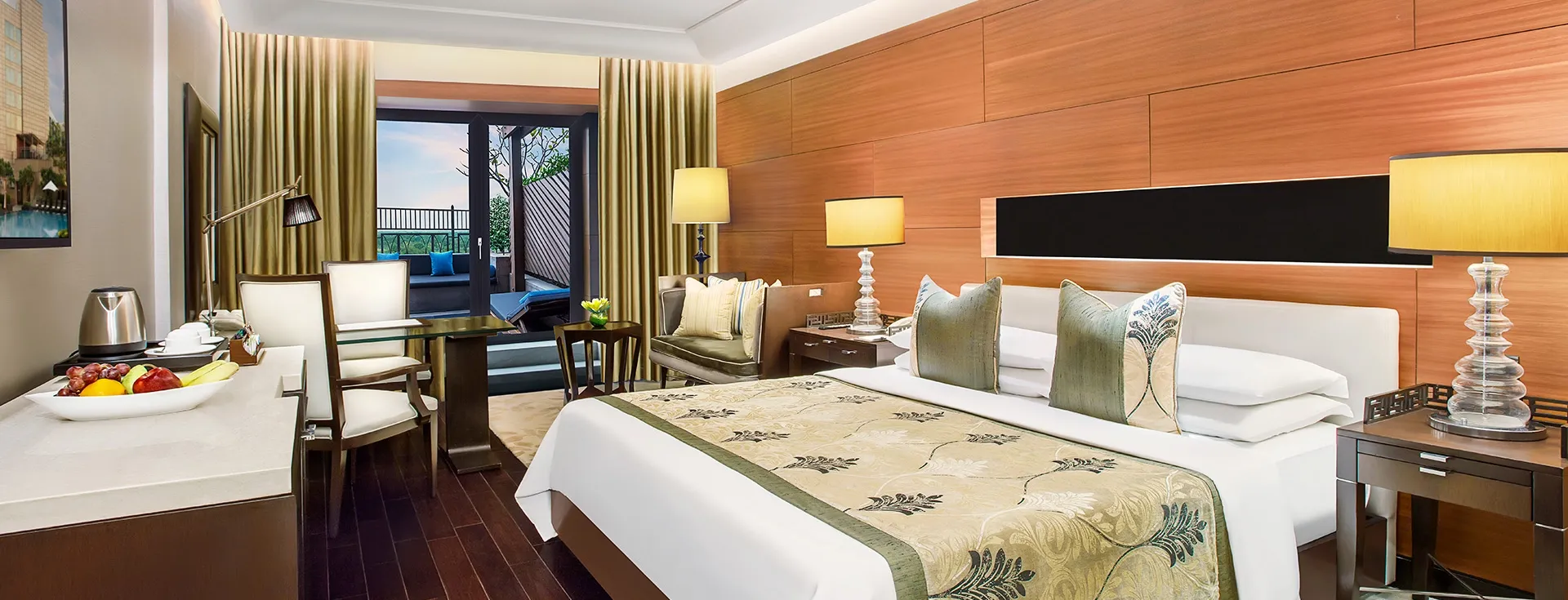 Royal Club Room with Terrace