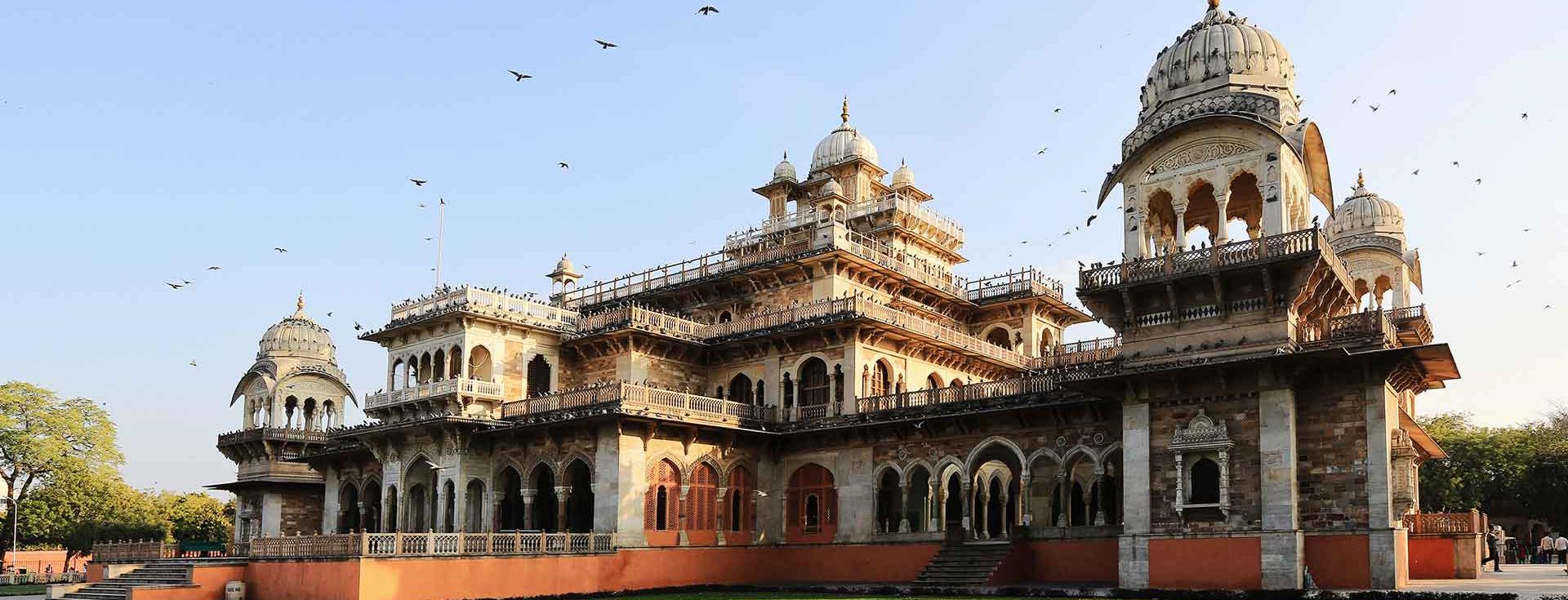 Explore these majestic forts and historical sites around Delhi
