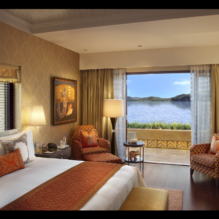 Grande Heritage Lake View Room