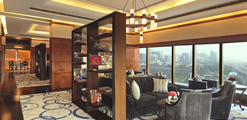 The Club Life - Guaranteed upgrade to Royal Club Room