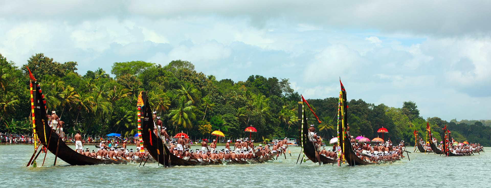 Enjoy a perfect family vacation at the backwaters of Ashtamudi