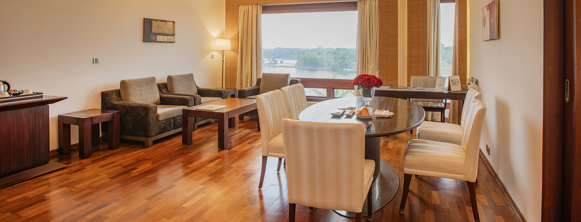 Royal Suite with Panoramic View