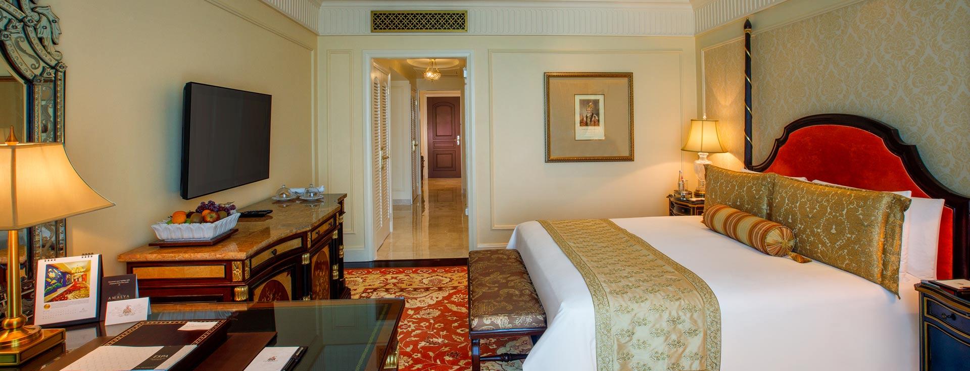 Executive Suite - Leela New Delhi Hotel