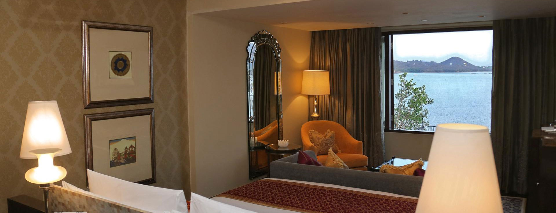 Grand Heritage Lake View Room - The Leela Palace Udaipur