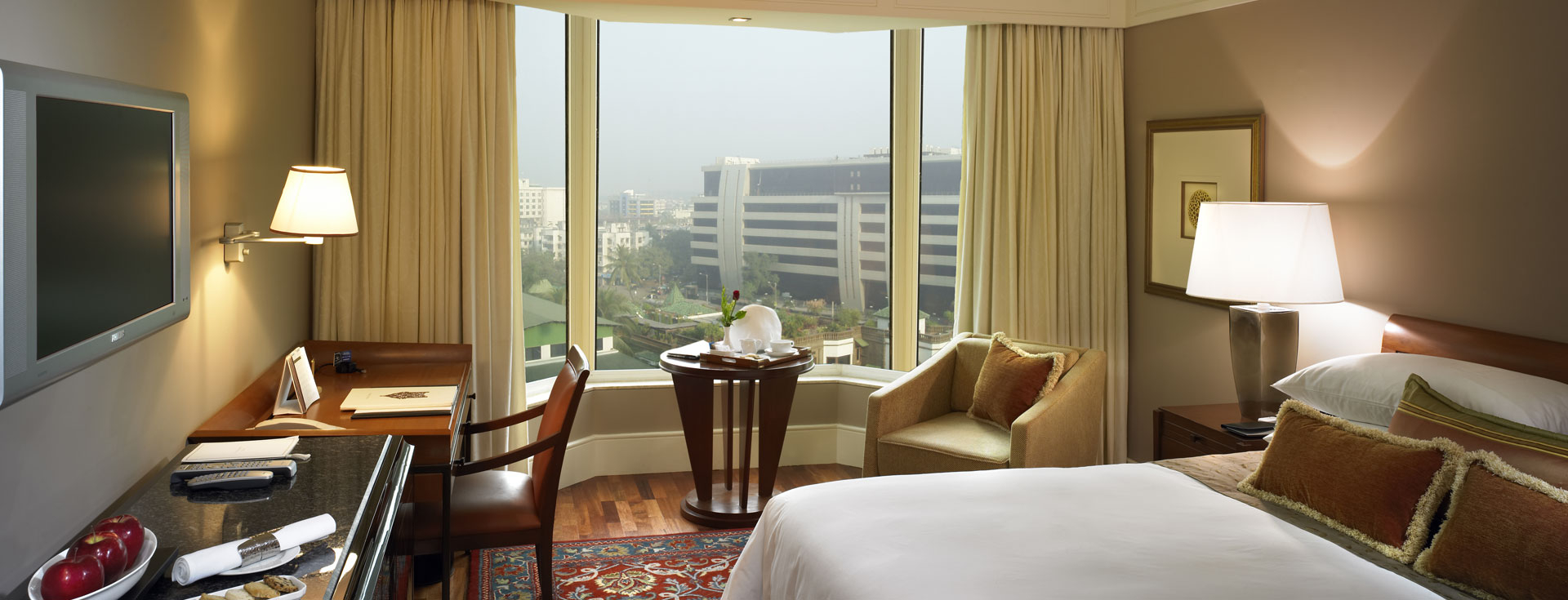 Premier City View Room The Leela Mumbai