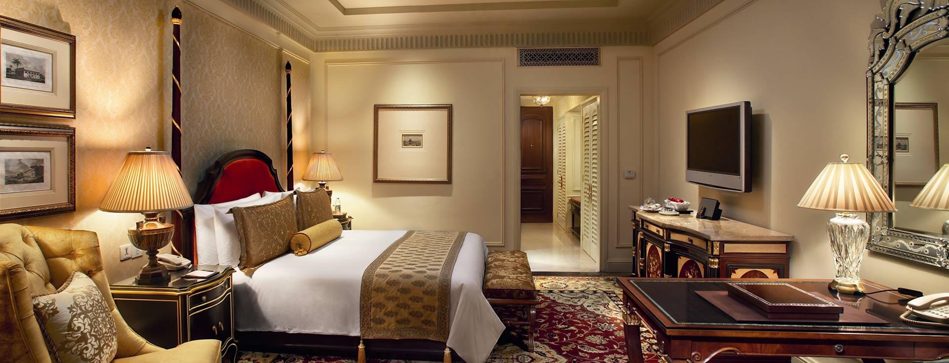 Royal Club Room - The Leela Palace New Delhi 