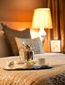 24 hours in-room dining