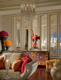 Privileged access to the Royal Club