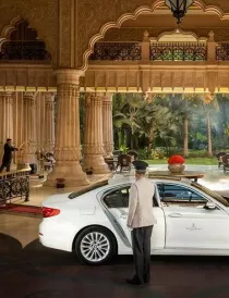 Airport transfers in BMW