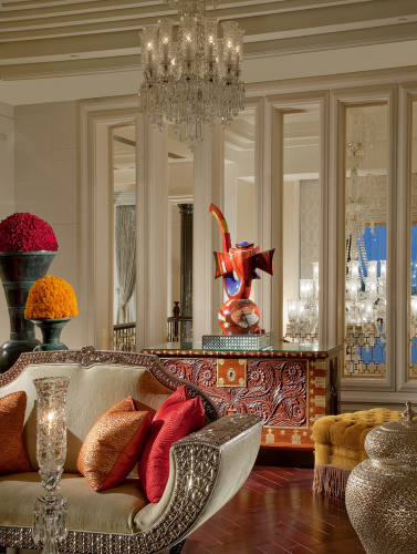 Privileged access to the Royal Club