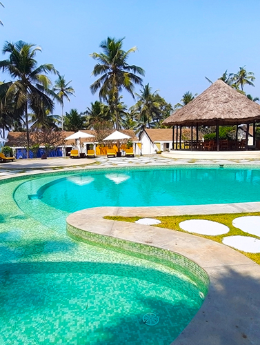 Pavilion pool experience