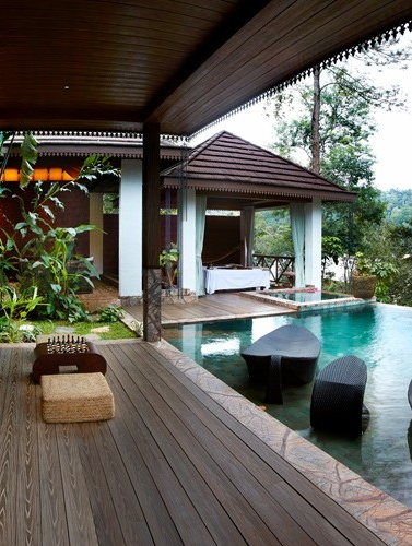 Outdoor Jacuzzi