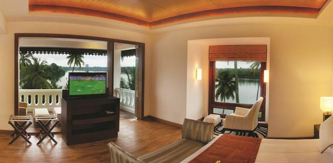 The Raviz Ashtamudi