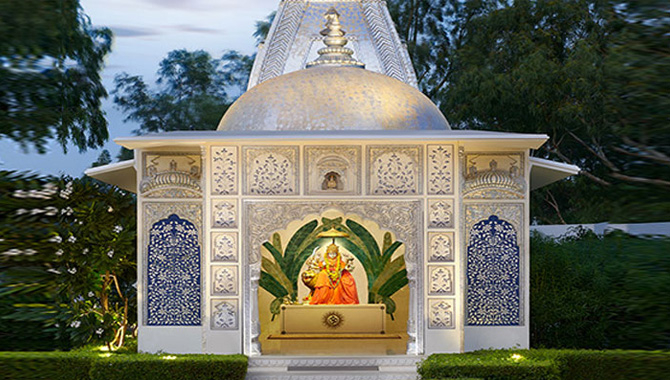 Temple Ritual - The Leela Palace Jaipur