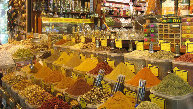Exploring the spice market 