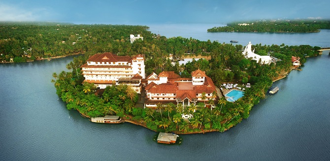 Hotels in Ashtamudi
