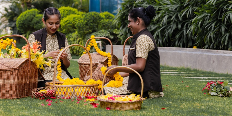 Rejuvenating Floral Elegance 
