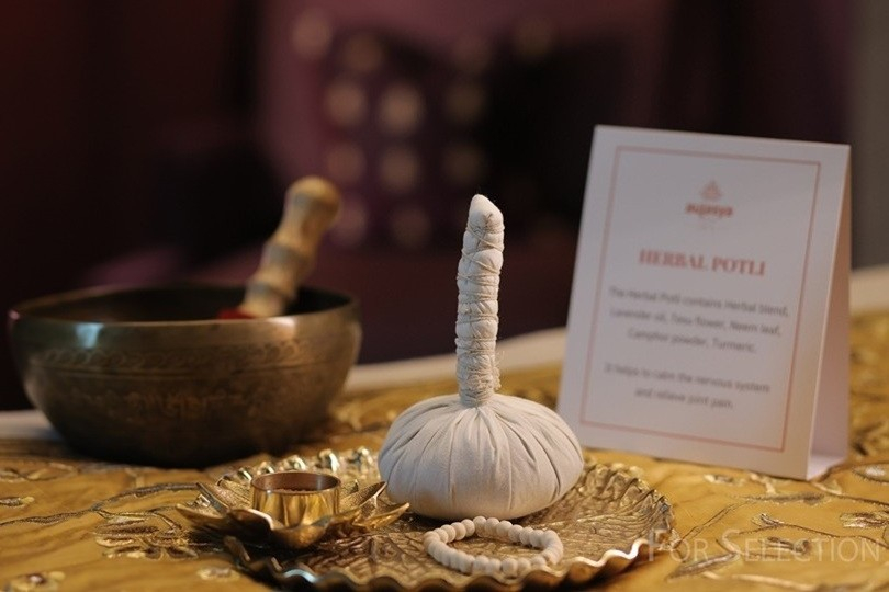 Aujasya by The Leela Signature Ritual