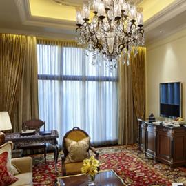 Book a well-deserved luxury staycation at The Leela Palace New Delhi