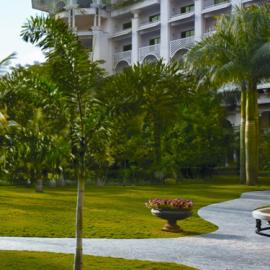Things to consider when booking a hotel for travel around India