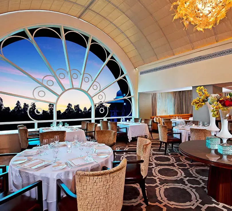 A Festive Weekend of Elegance